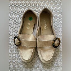 L’intervalle Suede Croissant Loafer size 6